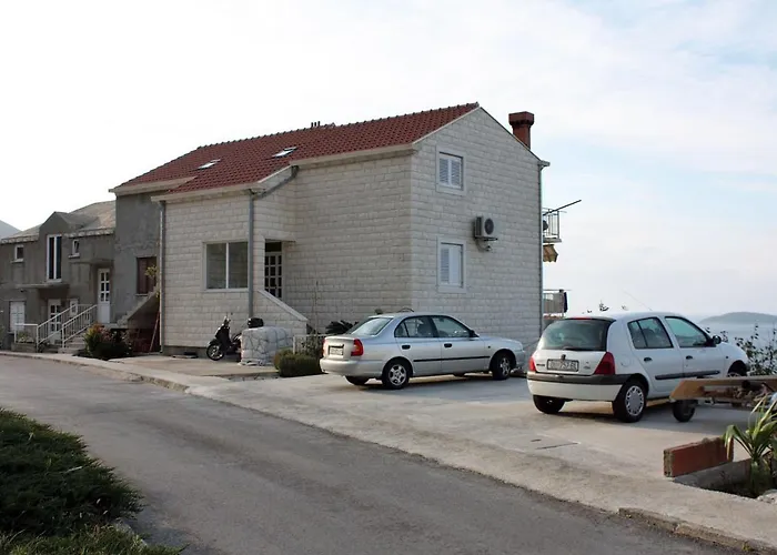With Parking Space Plat, Dubrovnik - 4776 *